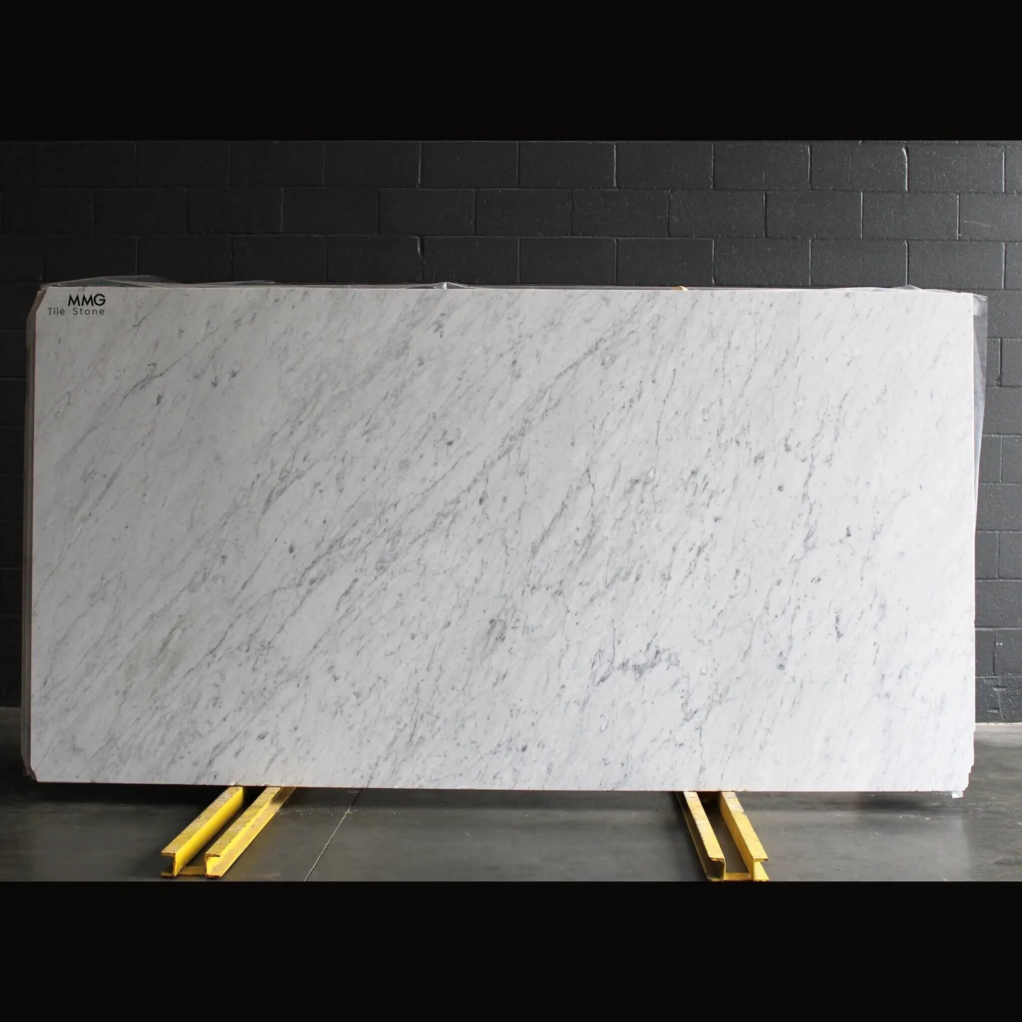 white-carrara-3cm-honed