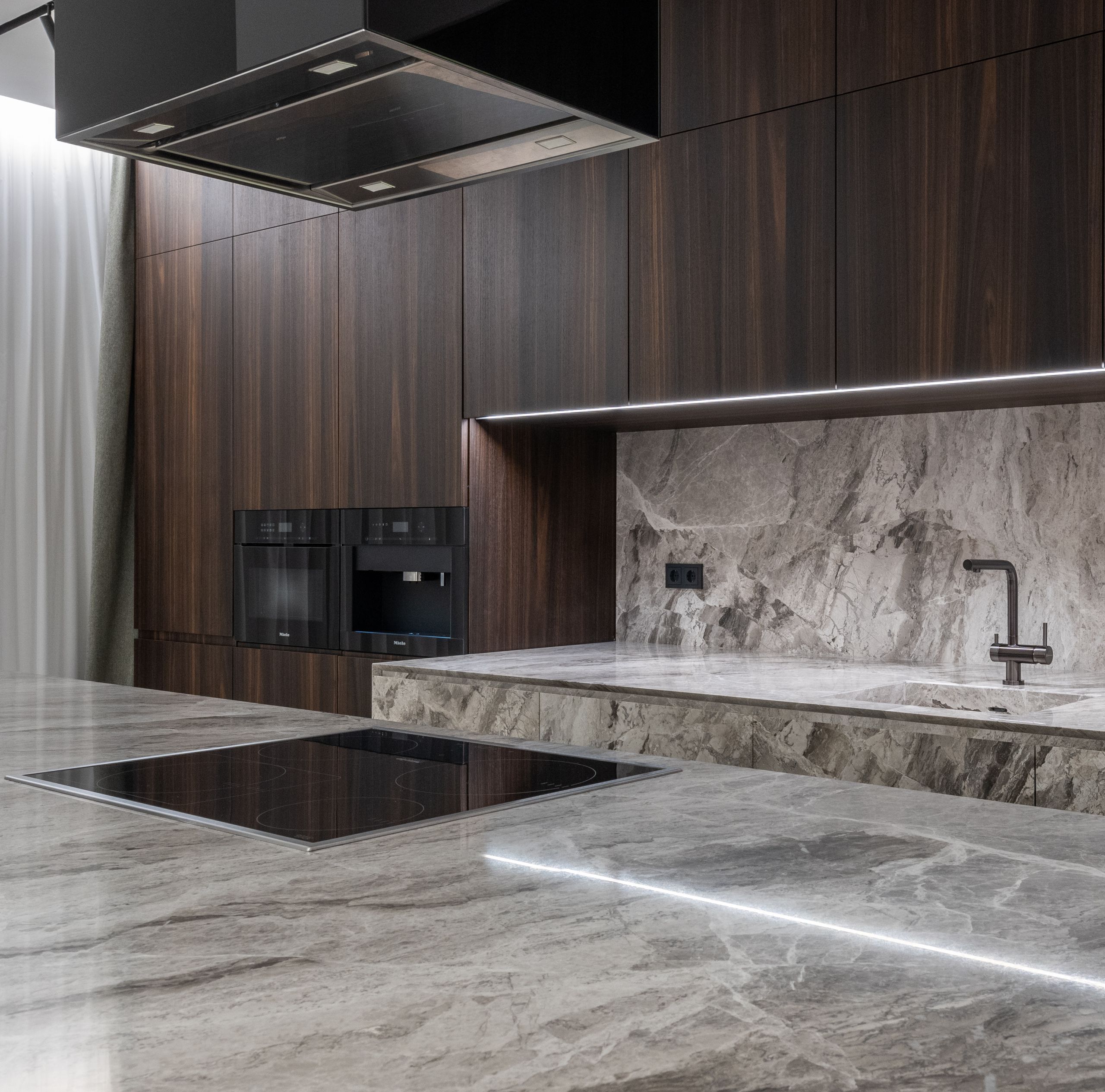 Silver Mink Marble
