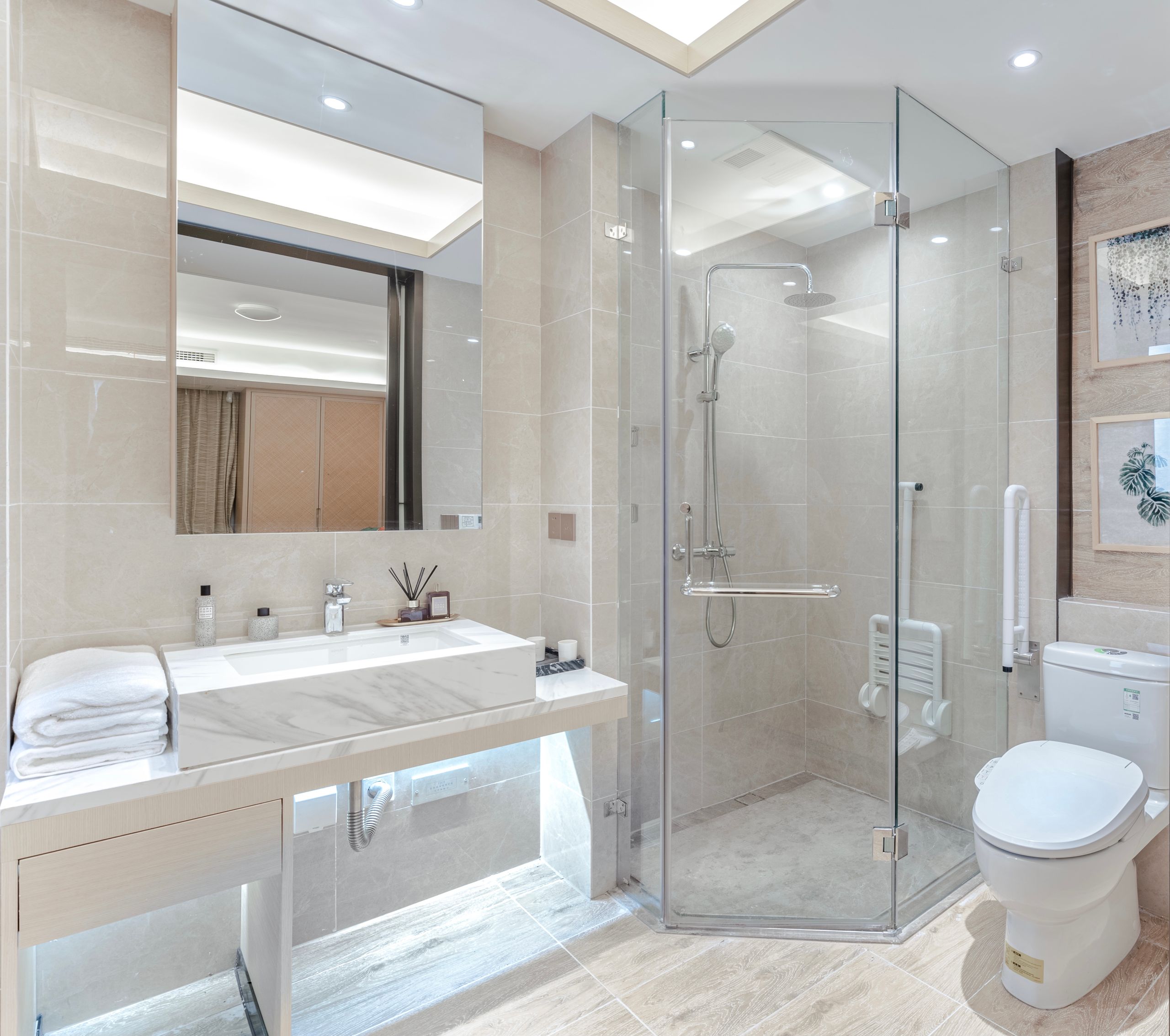 Ariston Yellow